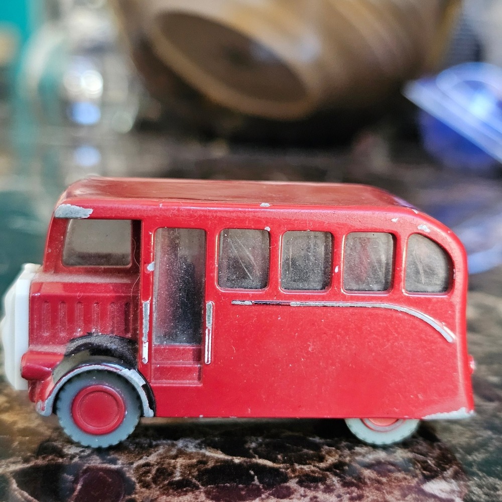 Learning Curve Thomas Friends Take Along Bertie the Bus Diecast Red Vehicle 2002
